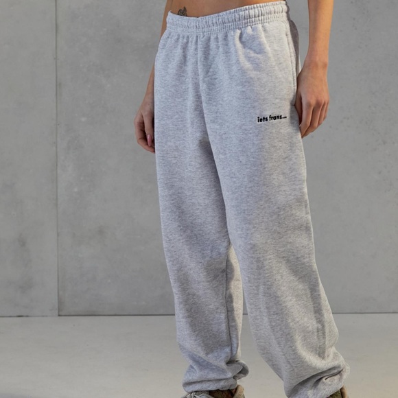 Urban Outfitters Pants - URBAN OUTFITTERS IET FRANS GREY CUFFED JOGGER, MEDIUM